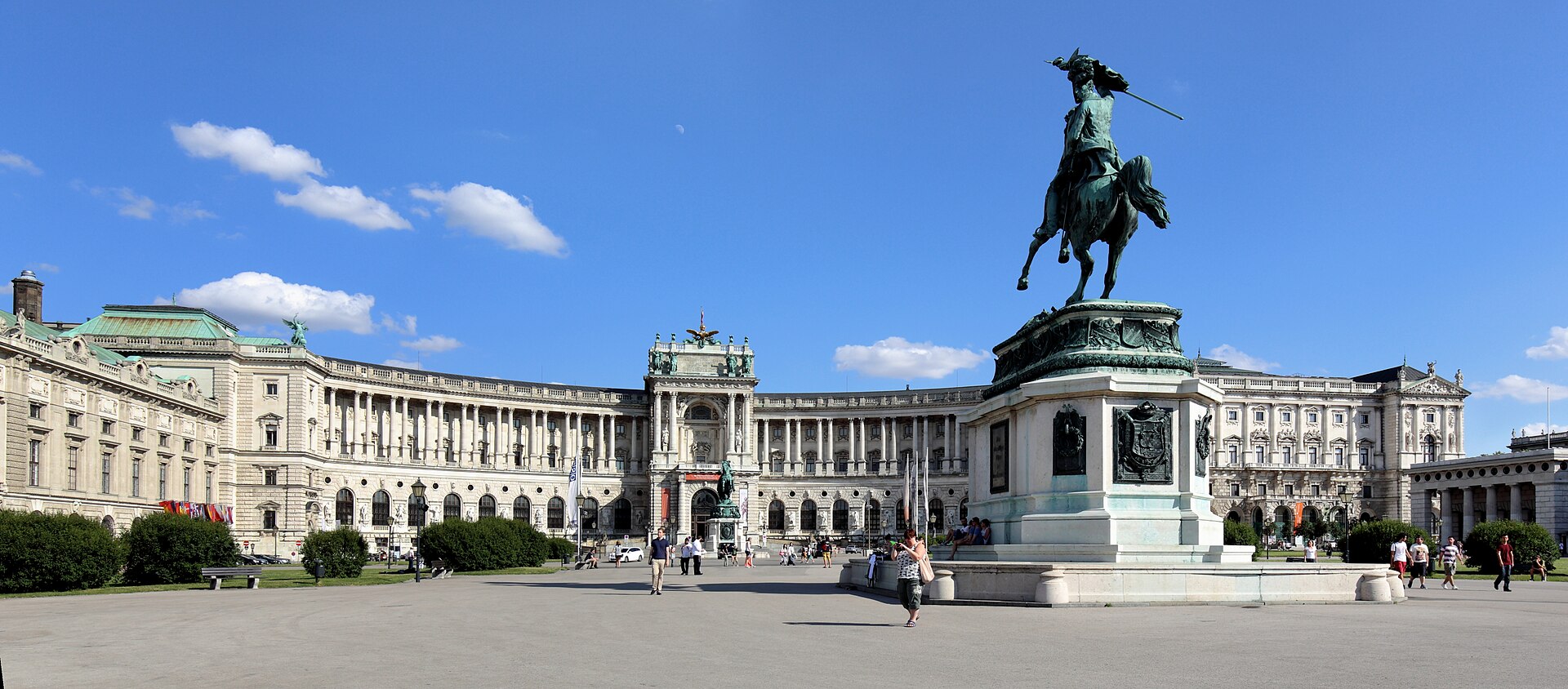 Heldenplatz with Prinz Eugen equestrian statue and the curved Neue Burg of the Hofburg, Vienna 1st district — photo guide by Best Alex Shots