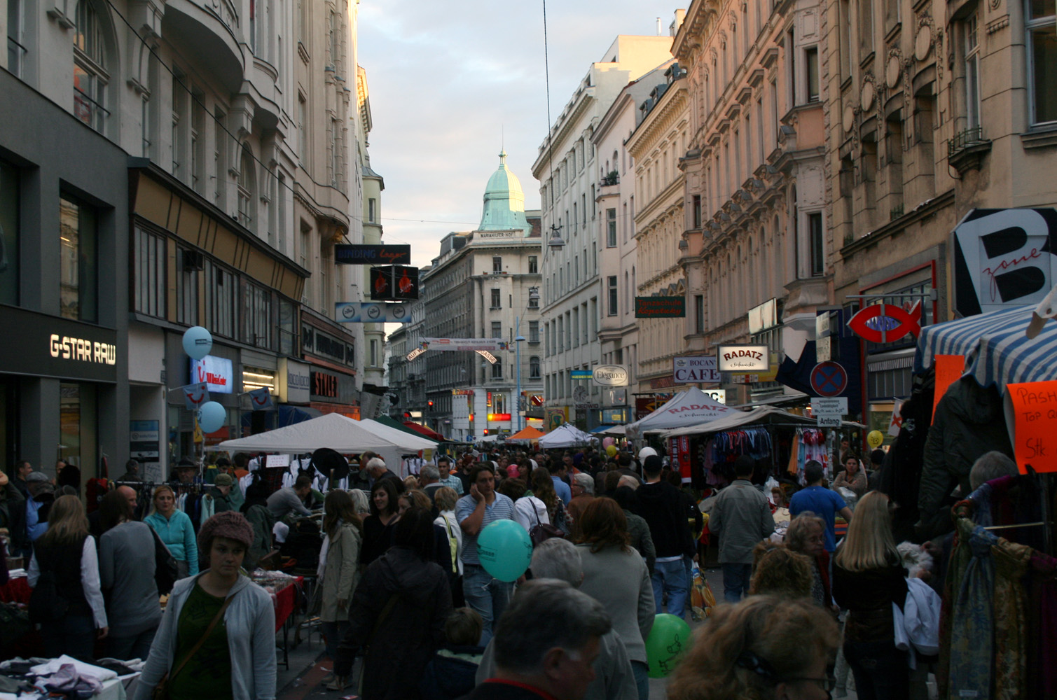 Flaniermarkt flea market on car-free Neubaugasse, 7th district of Vienna — photo guide by Best Alex Shots
