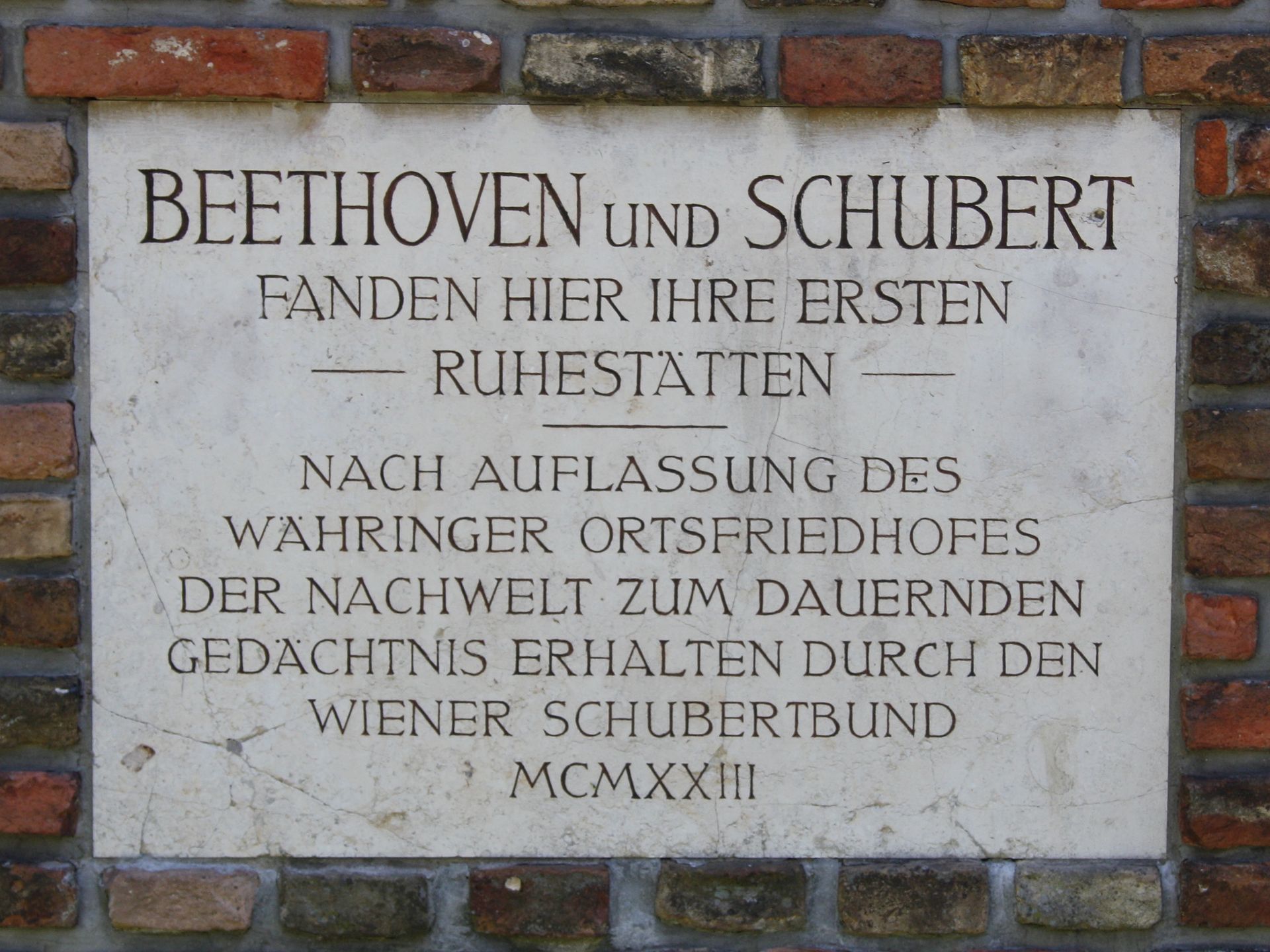 Schubertpark with original Schubert and Beethoven gravestones, Vienna 18th district — photo guide by Best Alex Shots